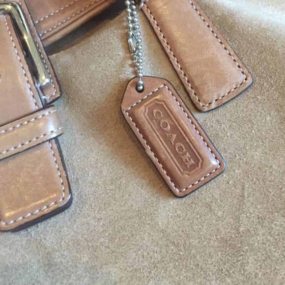 COACH leather and suede bag - Picture 2 of 4
